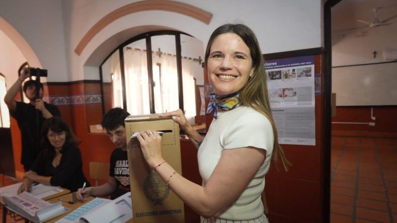 Votó Caren Tepp: “En Santa Fe hoy se abre una etapa de renovación”