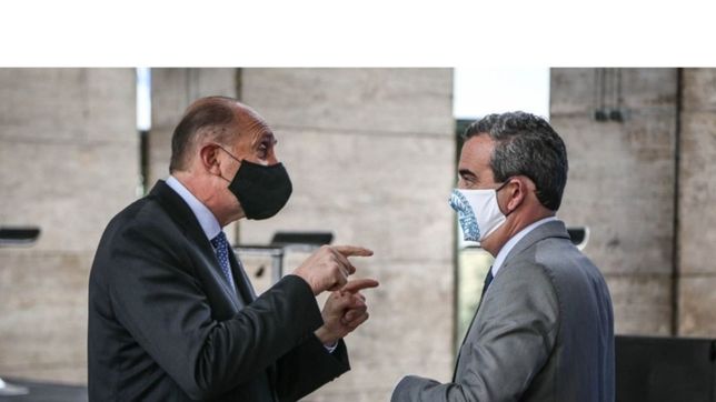 tension entre perotti y javkin frente al estallido de casos en rosario