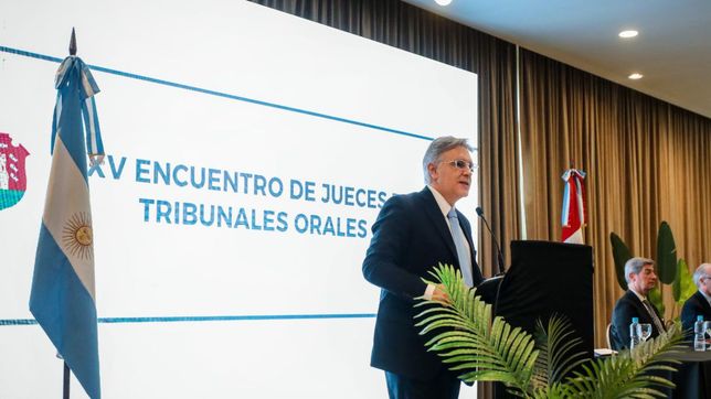 Martín Llaryora en el XXV Encuentro de Jueces de Tribunales Orales