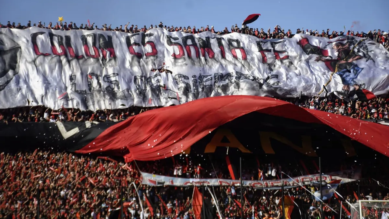 Colón de Santa Fe arranca la rosca electoral con la sombra de José Vignatti y la irrupción de Leandro Busatto