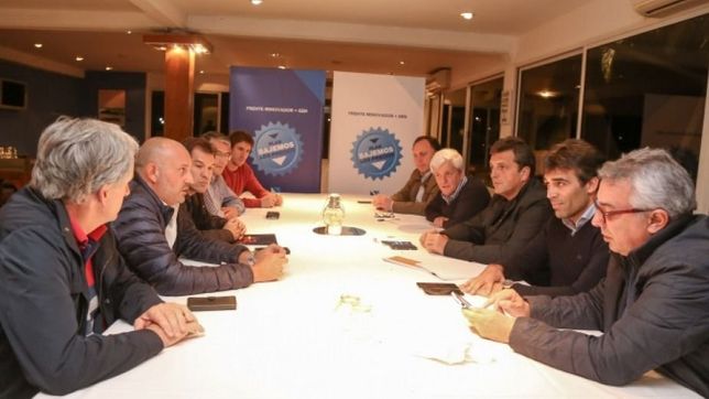 entre el convite k y la avenida del medio, massa se reune con sus intendentes