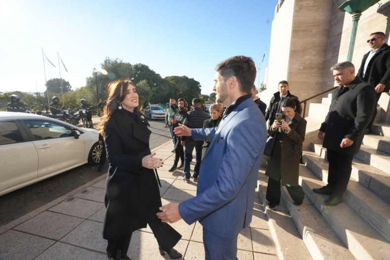 Victoria Villarruel, presente en los actos del 2025, junto al gobernador Pullaro.