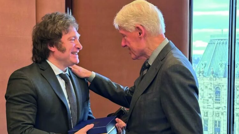 La llegada a Bill Clinton es uno de los activos del embajador Gerardo Werthein.