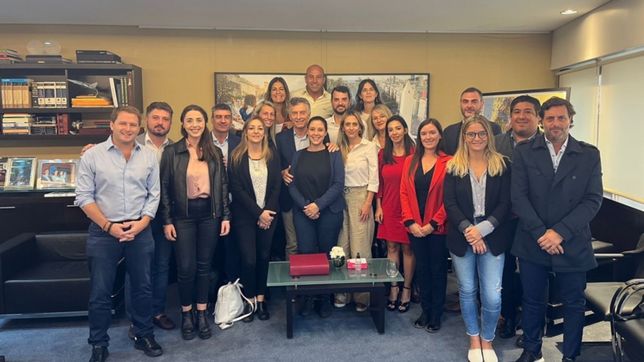 si, yo puedo: en juntada on demand, macri puso los patitos bonaerenses en fila