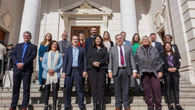 el socialismo mostro unidad para lanzar su reforma, sin reeleccion