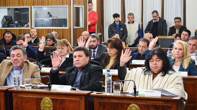 entre rios: el peronismo se abroquela y amenaza con frenar la adhesion al rigi de milei
