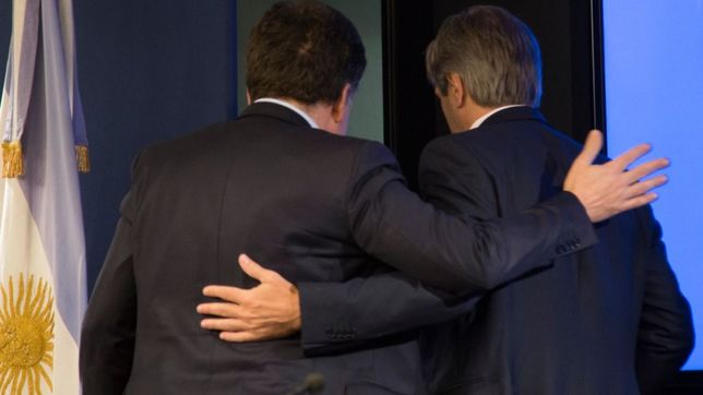 freneticas 24 horas en las que el gobierno perdio el control de la economia