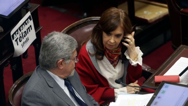 tras la movilizacion, el senado debatira los allanamientos a cristina