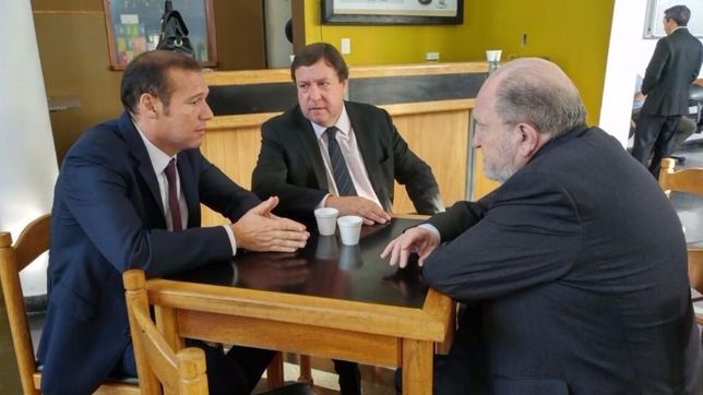 weretilneck se suma a la liga de gobernadores por el fondo del conurbano