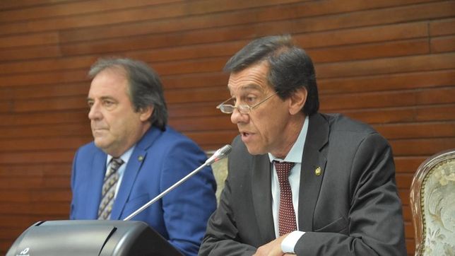 El mensaje legislativo de Carlos Sadir, gobernador de Jujuy, marcó similitudes y diferencias con la gestión libertaria.