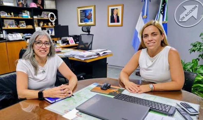 María Emilia Soria y la diputada nacional por Río Negro, Adriana Serquis. 
