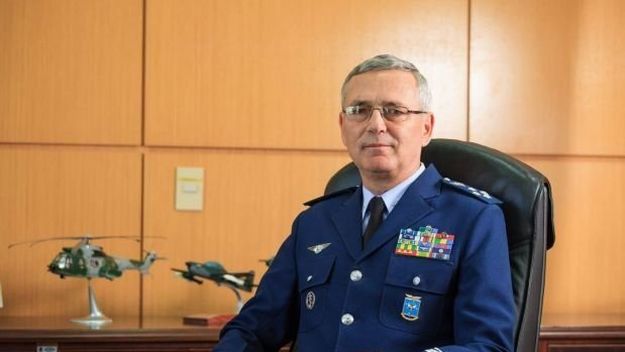 La Fuerza Aérea de Brasil se despega de la amenaza golpista del Ejército