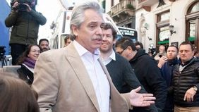 Fernández se mete en las campañas locales y arenga a sus candidatos