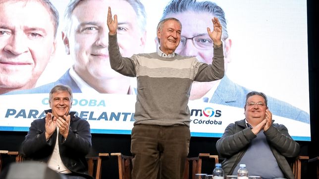 Juan Schiaretti en Córdoba junto a Martín Llaryora y Gustavo Brandan. 