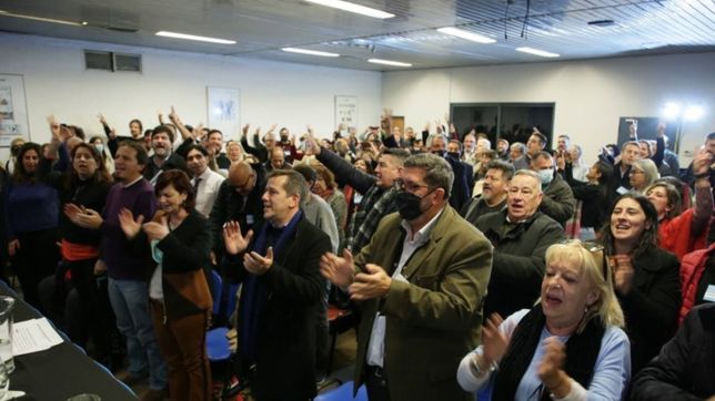 el pj porteno convoco a un cabildo abierto en apoyo a cristina