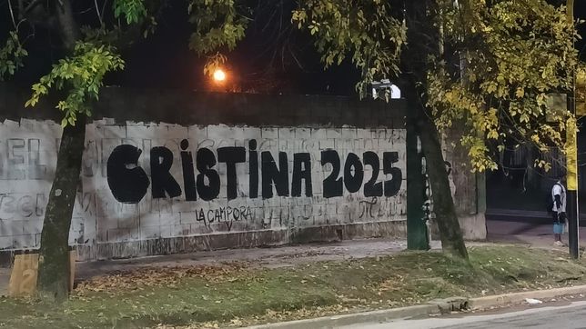La pelea CFK vs. Axel Kicillof se traslada a la calle
