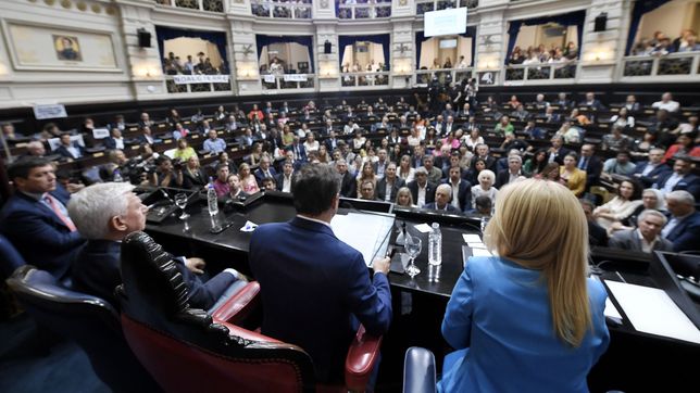 Kicillof en la Legislatura 