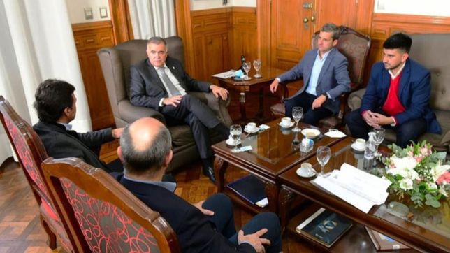 tucuman: el acercamiento de la ucr a jaldo provoca chispazos en jxc