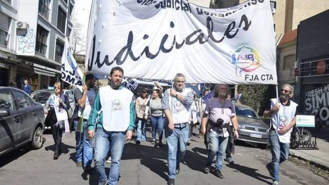 paritarias: tras una semana conflictiva, kicillof vuelve a convocar a judiciales