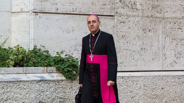 El arzobispo argentino futuro cardenal e influyente en el Vaticano