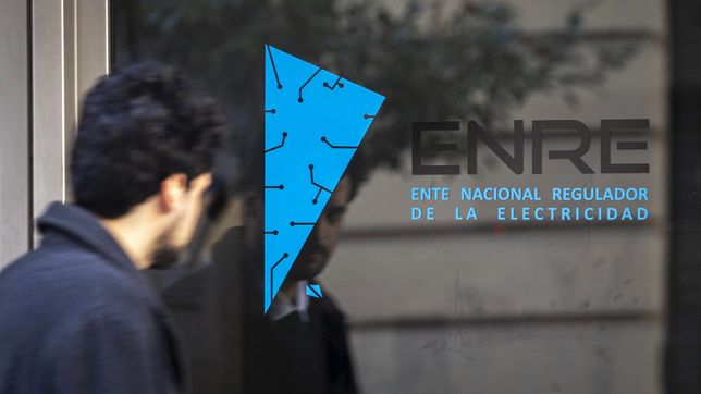 Javier Milei demora la constitución del ente regulador energético.