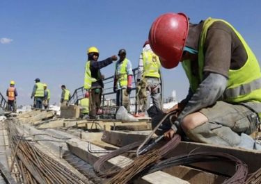 El INDEC publicó una suba en la actividad económica, pero la industria y la construcción se desploman en la era de&nbsp; Javier Milei.