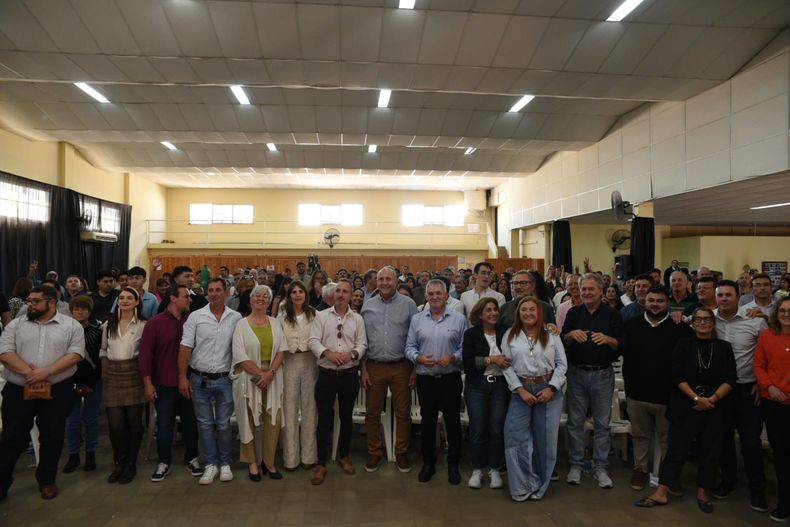 Perotti recorre la provincia con miras a 2027.