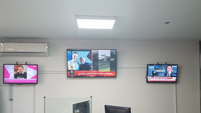 Manuel Adorni, en cadena.