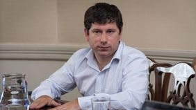 Un académico para el barro de la Tercera