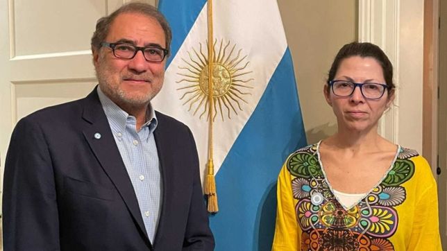 silvina la exploradora, en busca de los dolares perdidos