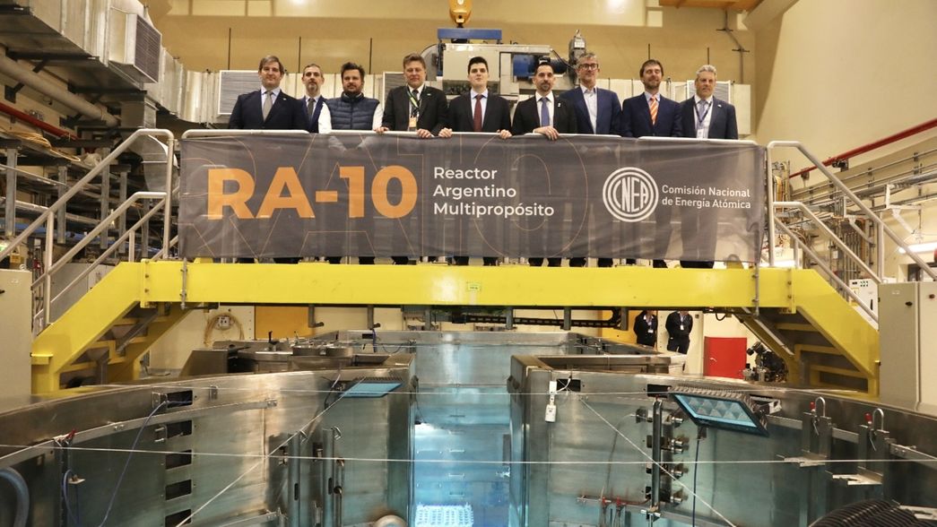 Javier Milei anunció que en 2027 estará operativo el reactor nuclear RA-10