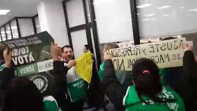 denuncia y repudio oficial a un nuevo escrache al titular de educacion de vidal