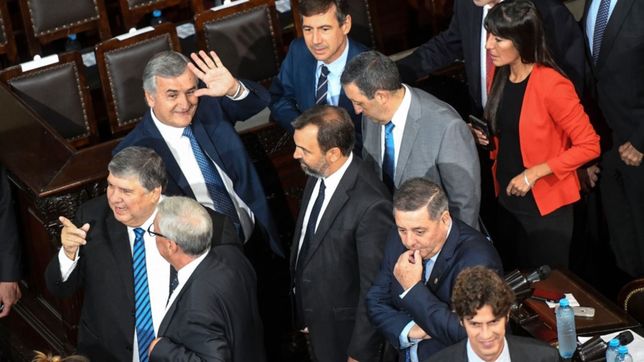 un estado para todos: fernandez arma una bolsa de trabajo para diluir la grieta