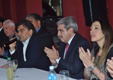 Martiniano y las urnas reúnen en una mesa al arco peronista quilmeño