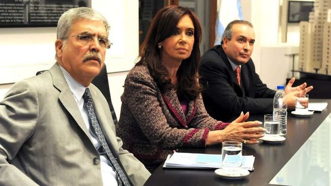 cristina kirchner va a juicio oral por la corrupcion en la obra publica