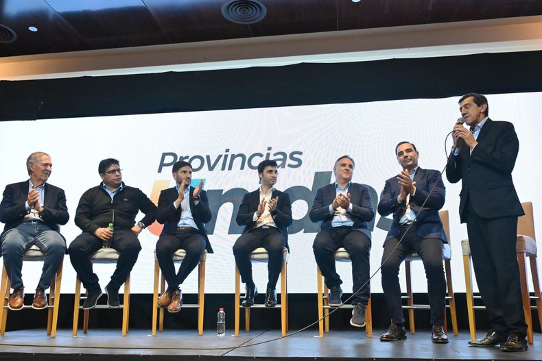 Provincias Unidas: Carlos Sadir prepara un menú energético para otra ronda de los gobernadores