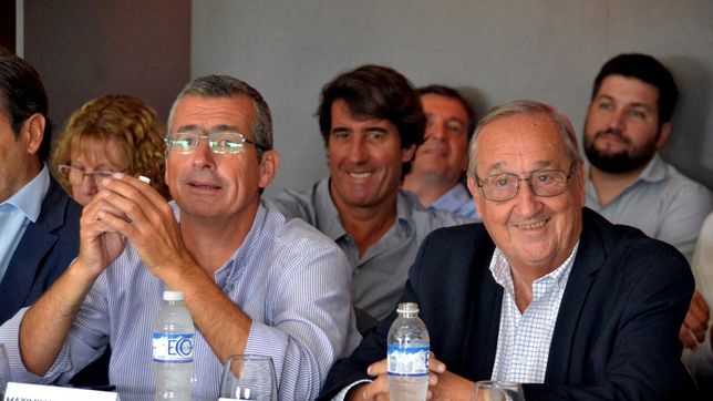 Foro de intendentes UCR.