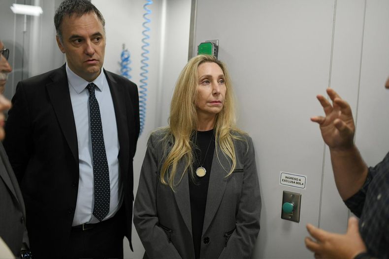 Karina Milei y Manuel Adorni.