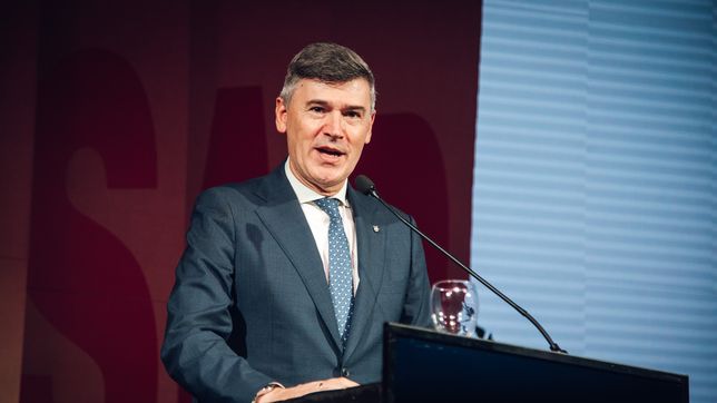 Daniel Passerini inaugurá el año legislativo en la ciudad de Córdoba, este sábado, en el nuevo edificio del Concejo. 