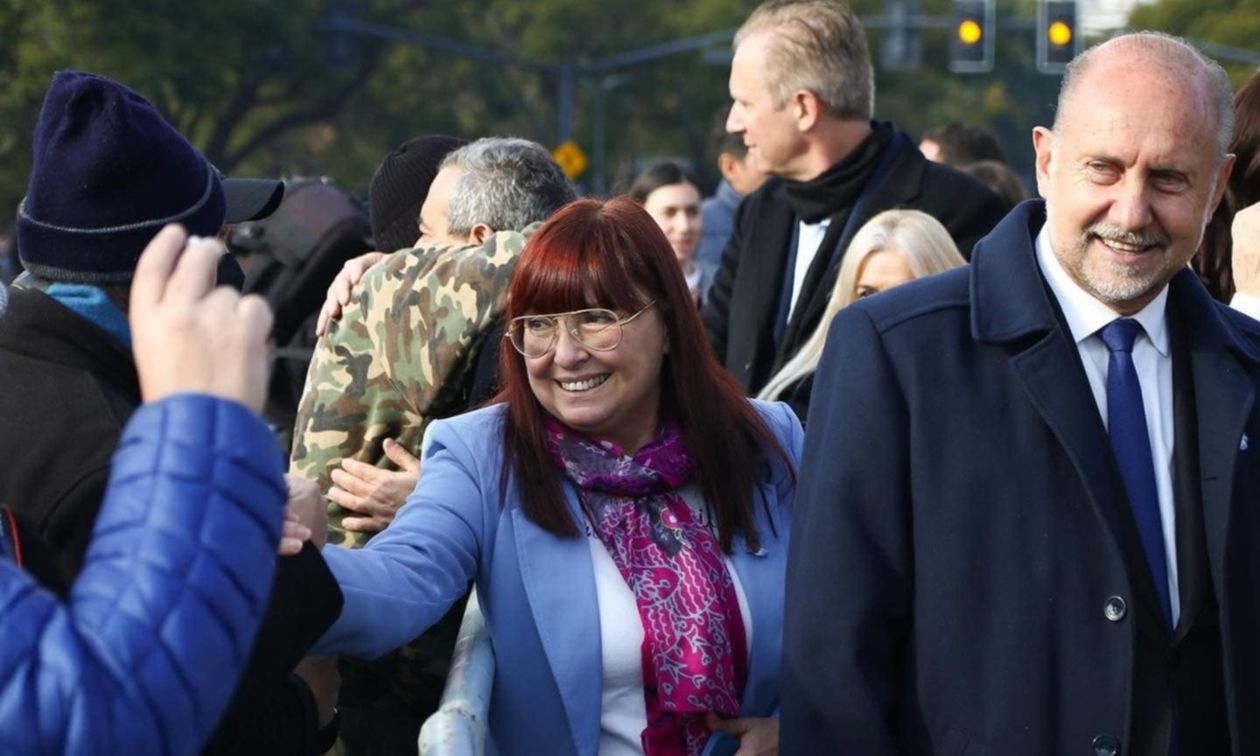 La ministra de Gobierno Celia Arena y el gobernador Omar Perotti.