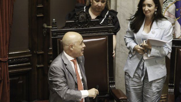 Victoria Villarruel y Bartolomé Abdala. 