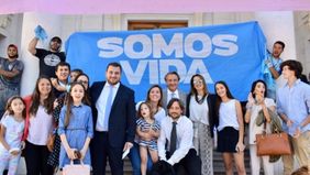 Escándalo en puerta en Santa Fe: acusan a legisladores celestes de pedir retorno
