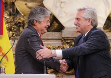 Venezuela, la CELAC y el comercio achican la grieta Fernández - Lasso