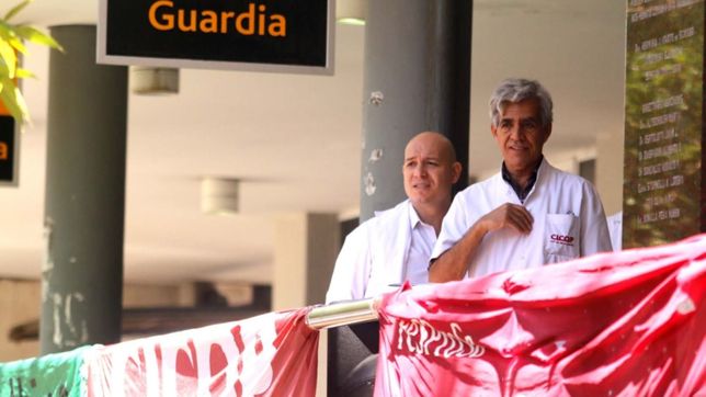 medicos alertan que vidal no cumplio parte del plan de refaccion de guardias