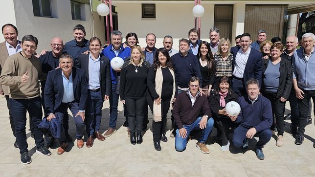 intendentes radicales asumen el interregno de un jxc sin lideres en cordoba