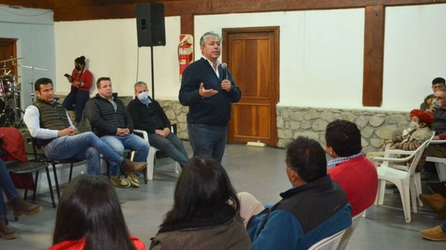 para no ceder terreno, figueroa sale a buscar el voto anti-k en neuquen