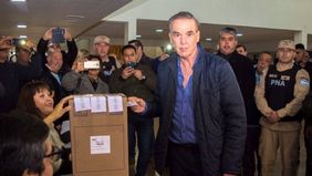 Pichetto votó en Río Negro: “Tal vez habría que hacer menos elecciones”