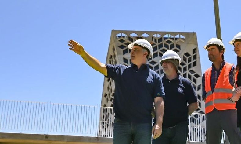 Martín Llaryora Martín Llaryora puente
