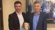 macri juega libre en cordoba para calmar su desilusion con de loredo