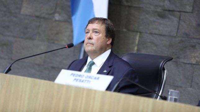 Alberto Weretilneck logró un respaldo unánime al canon del agua en la Legislatura de Río Negro. Alberto Weretilneck logró un respaldo unánime al canon del agua en la Legislatura de Río Negro.